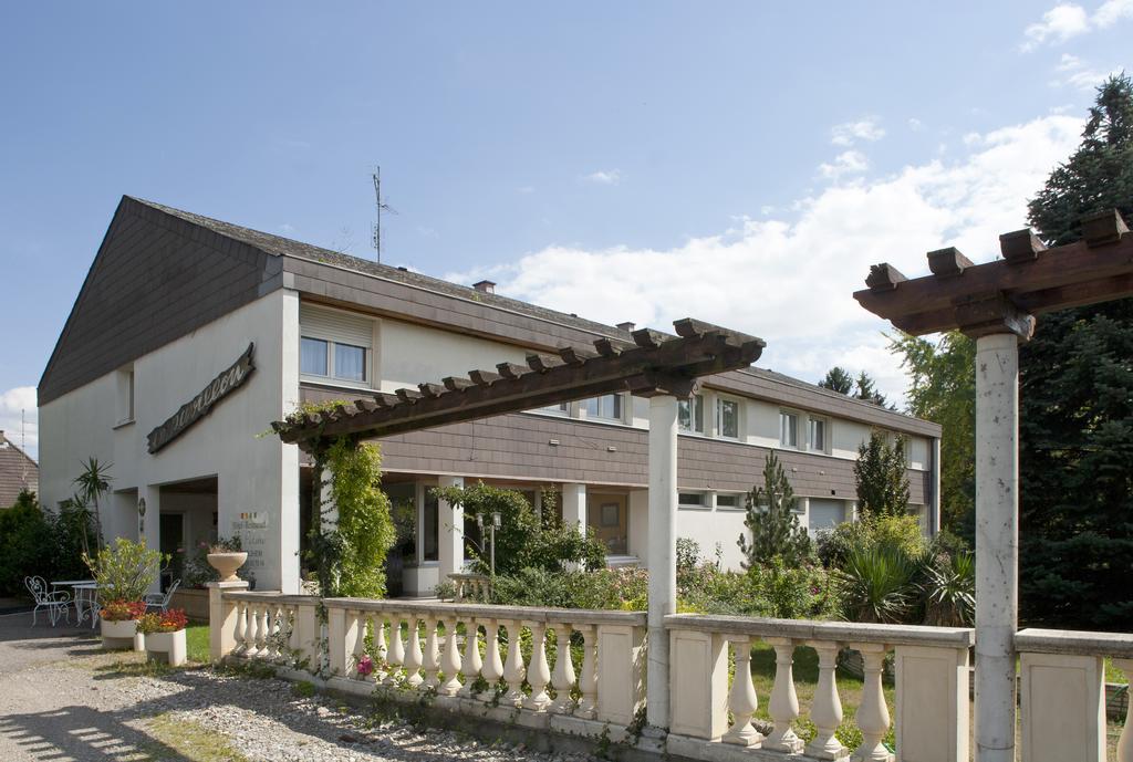 Hotel Restaurant Logis La Palette Wettolsheim Exterior foto